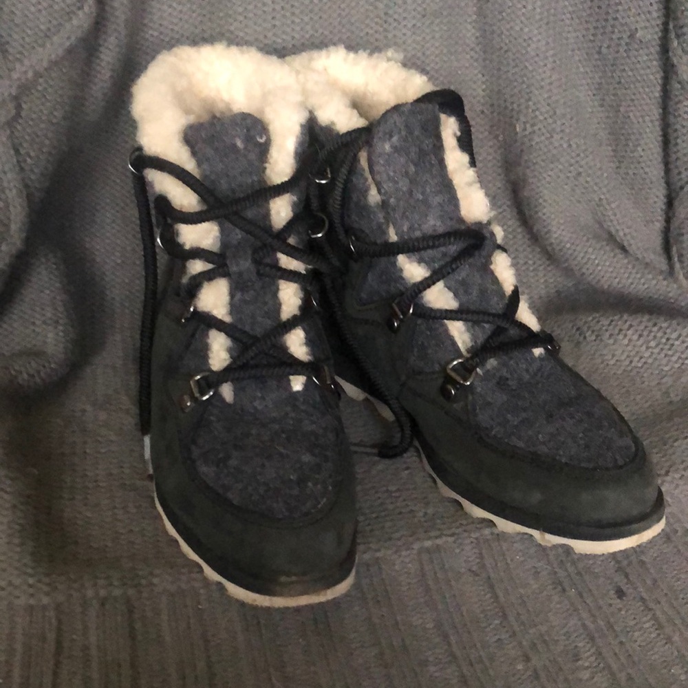 Sorel shearling leather boots